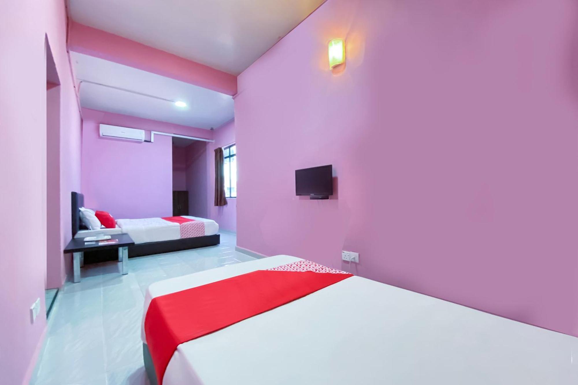 OYO 90039 Coop Hotel Kangar Bagian luar foto