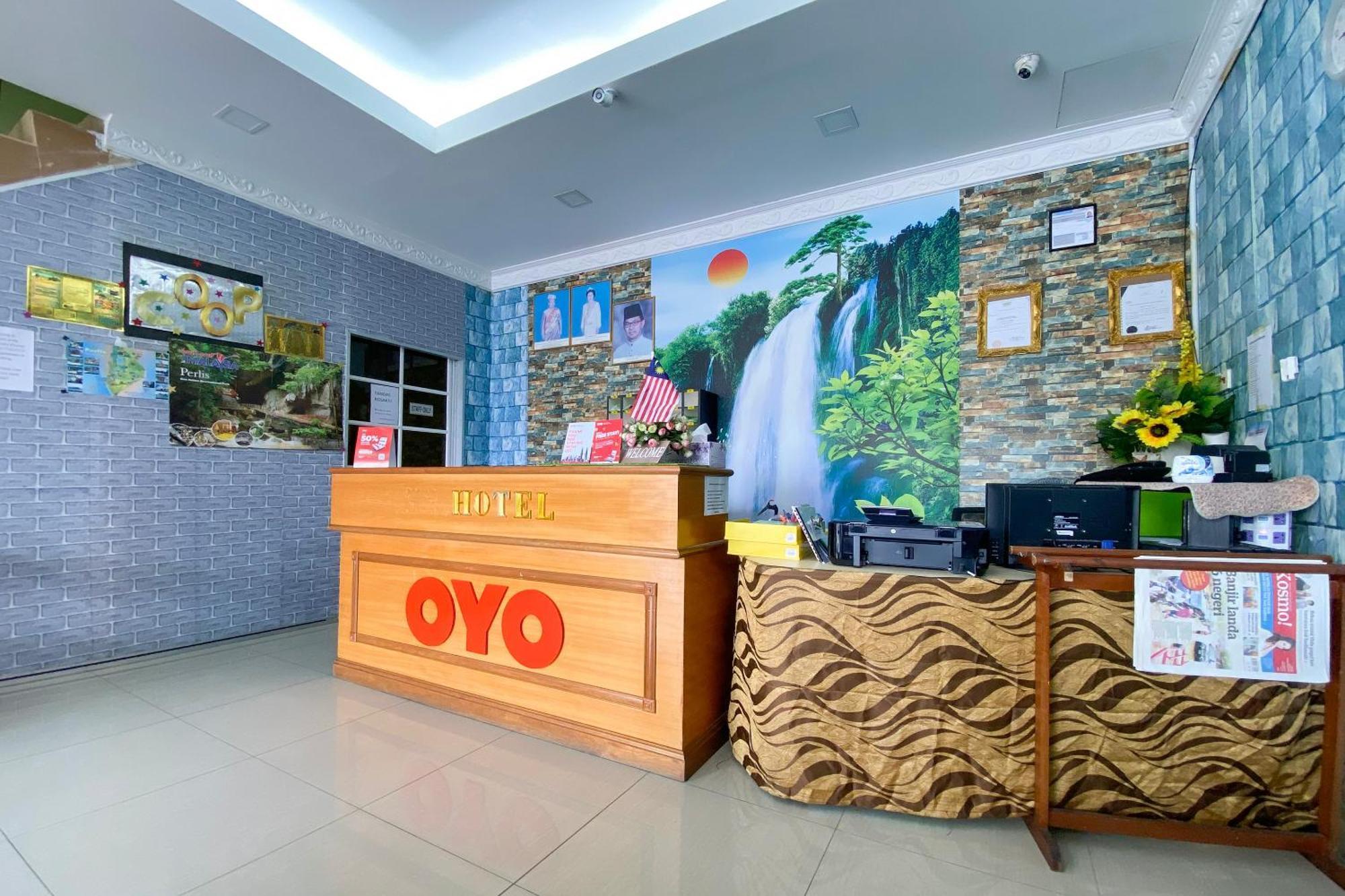 OYO 90039 Coop Hotel Kangar Bagian luar foto